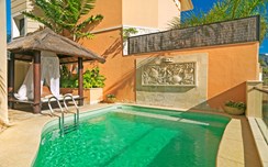 Majestic Villa